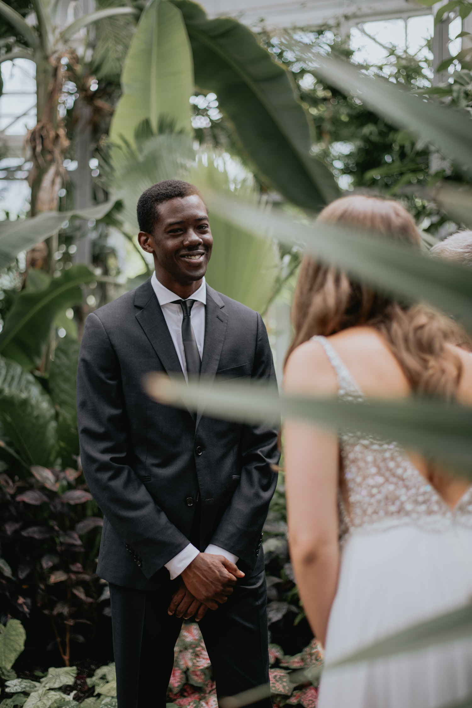 Allan Gardens Toronto intimate wedding photography sweet ceremony