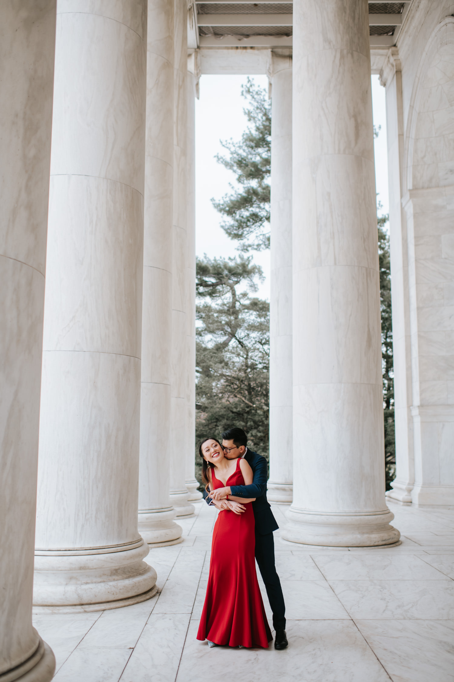 Washington DC Engagement photo session in Jefferson Memorial